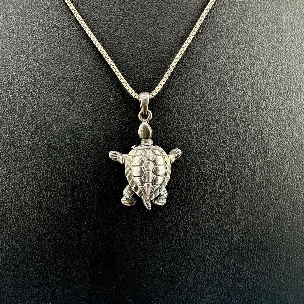 Vintage 925 Turtle Pendant Necklace Articulating Sterling Silver Box Chain 17"